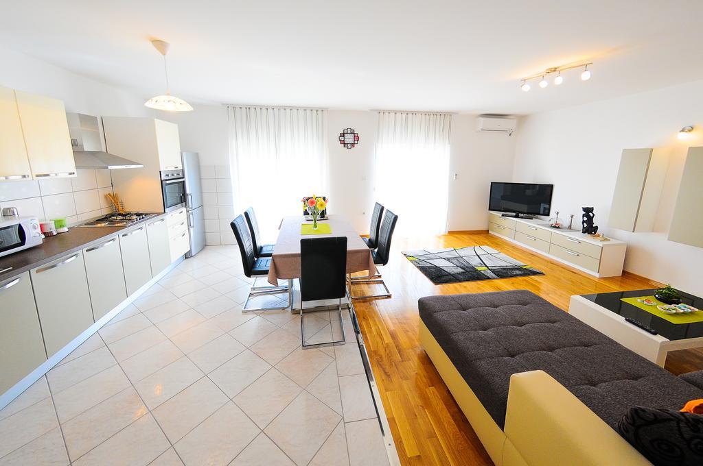Apartments Rajic Split Zewnętrze zdjęcie